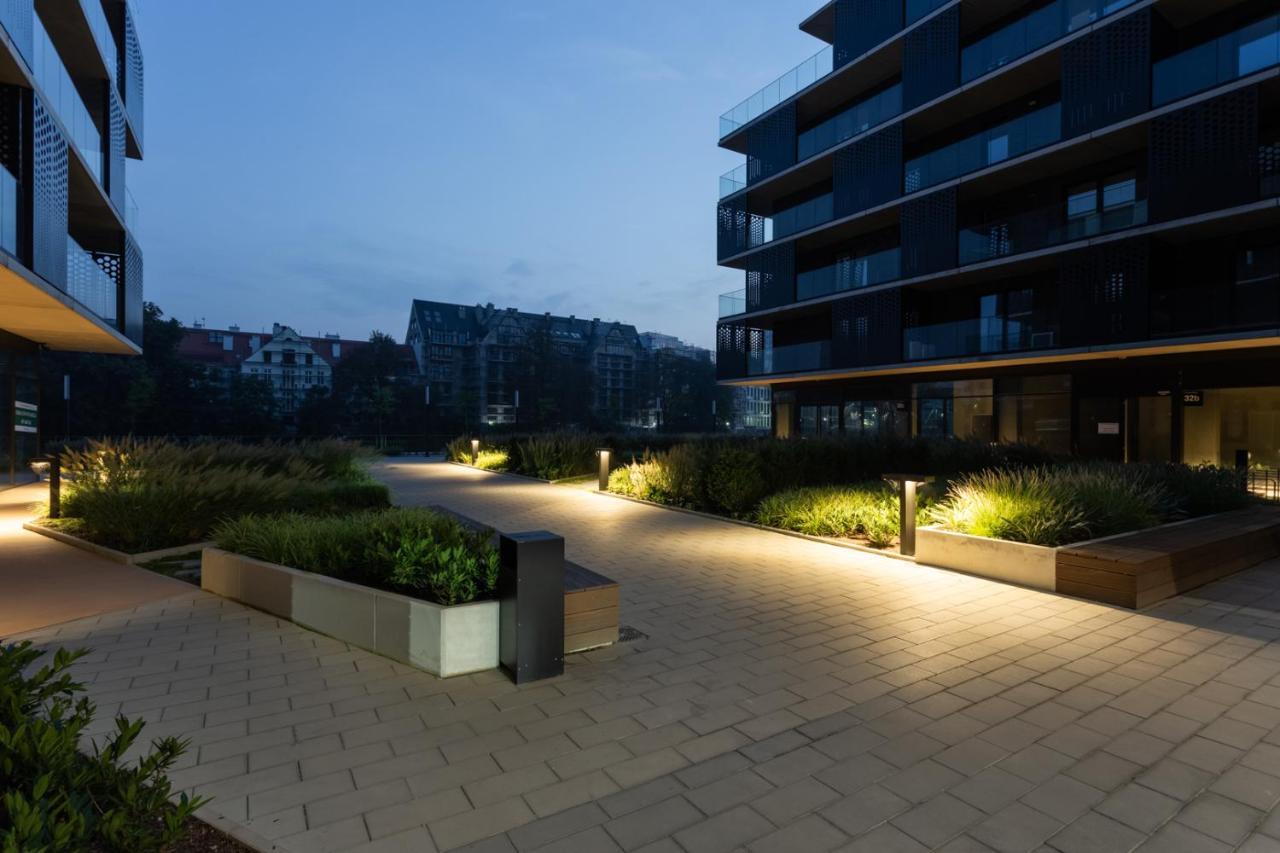 Golden Apartment, So Close To Rynek! Free Parking Included. Appartamento *